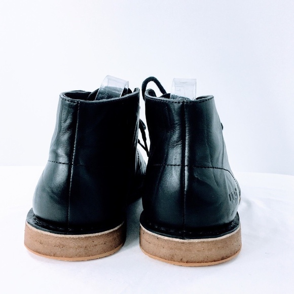 UGG Mens Chukka Boot Black Crinkled Leather Leighton Desert Shoe Crepe Sole 10.5 - Picture 8 of 13